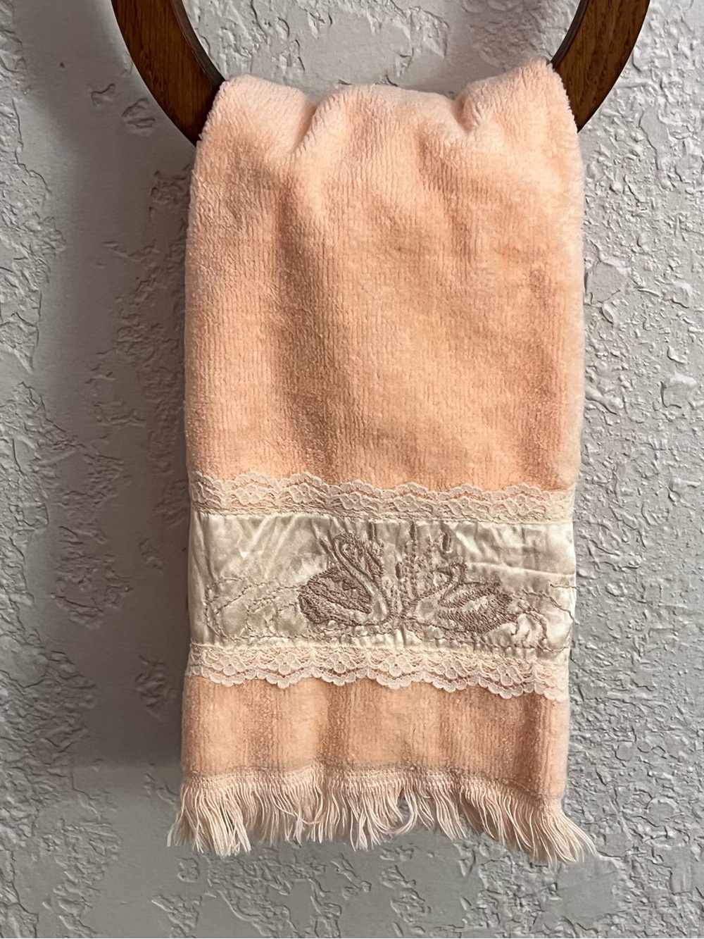Vintage AfterBath Luxury Swan Hand Towel J Abouchar Peach